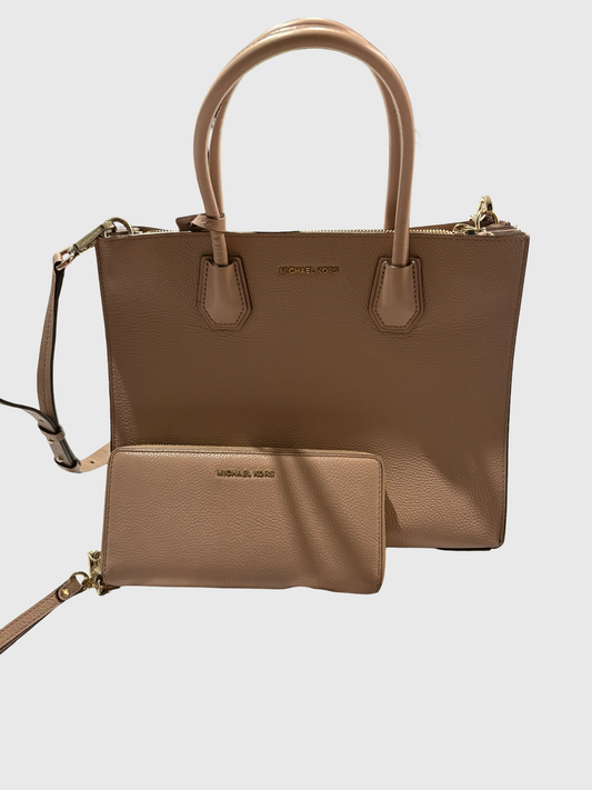 Michael Kors purse NWT with wallet