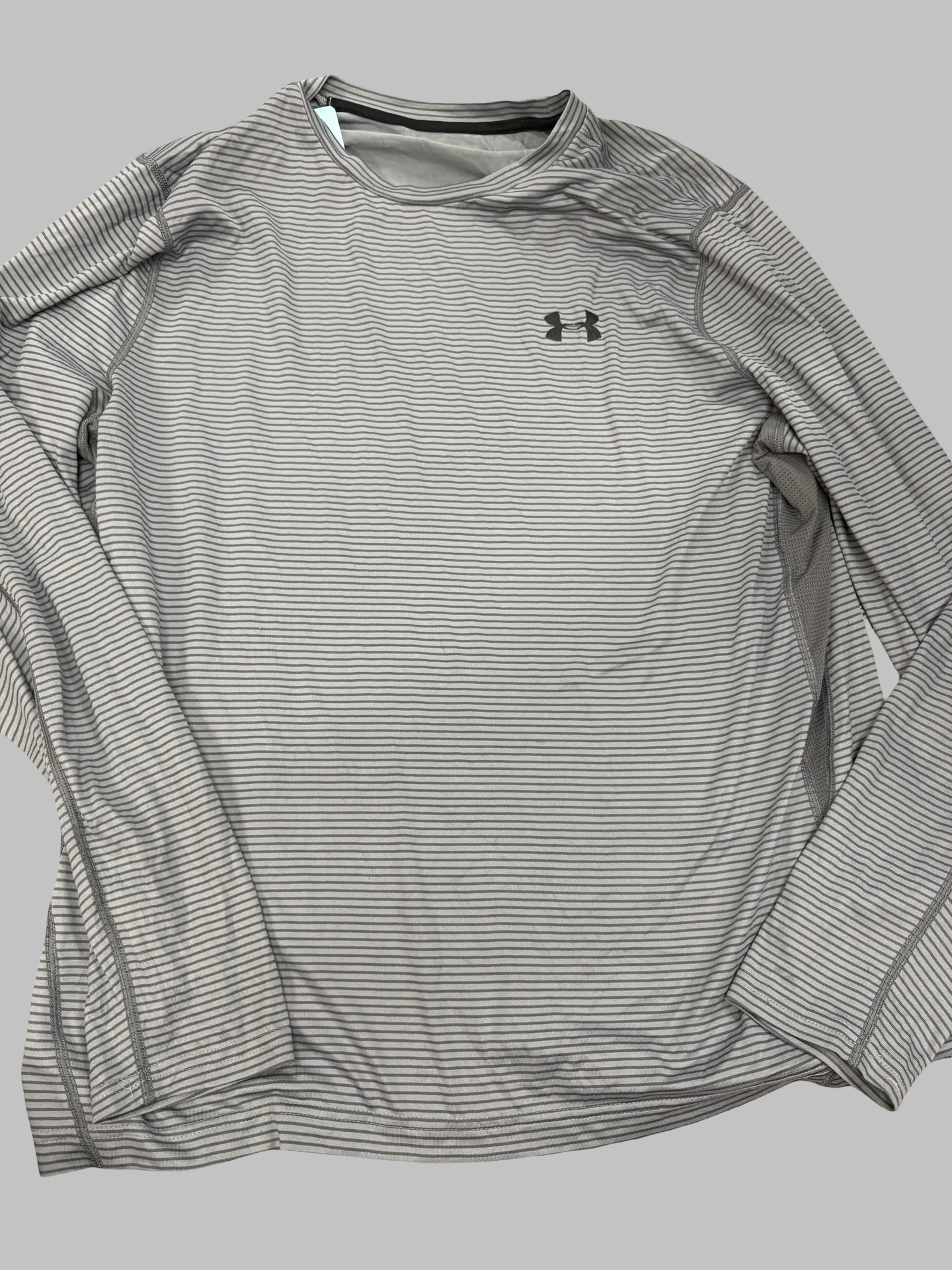 Men’s large UA