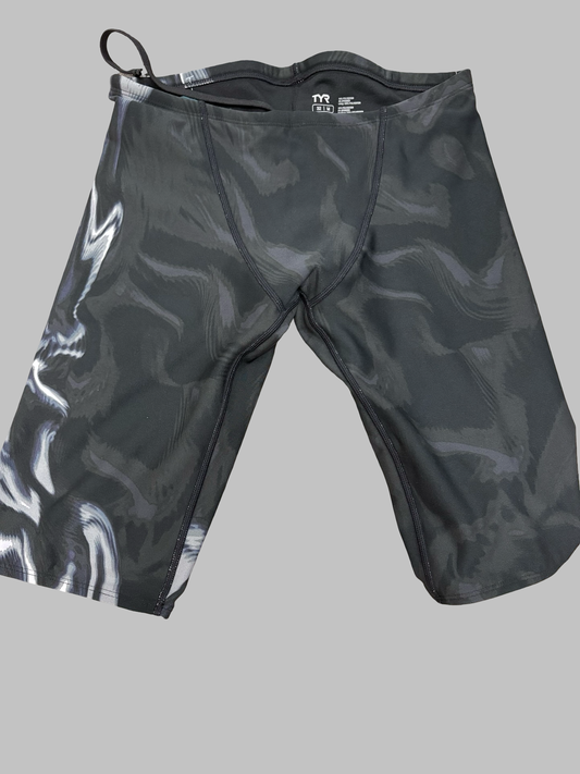 Men’s compression shorts NWT size 32
