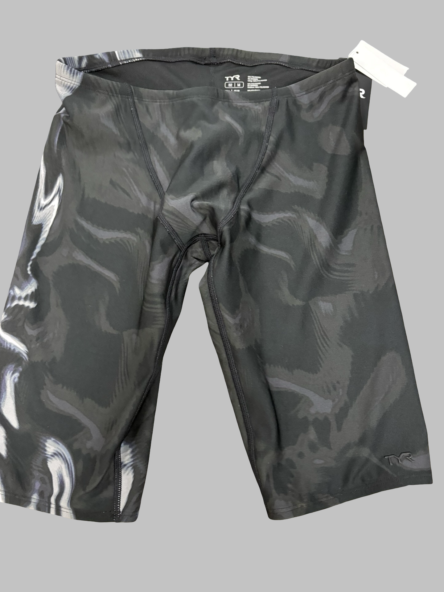 Men’s compression shorts size 32