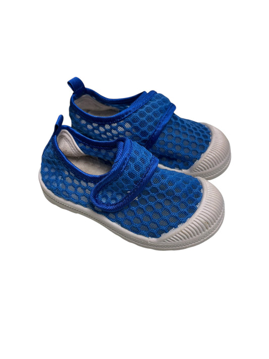 Boys 6 shoes
