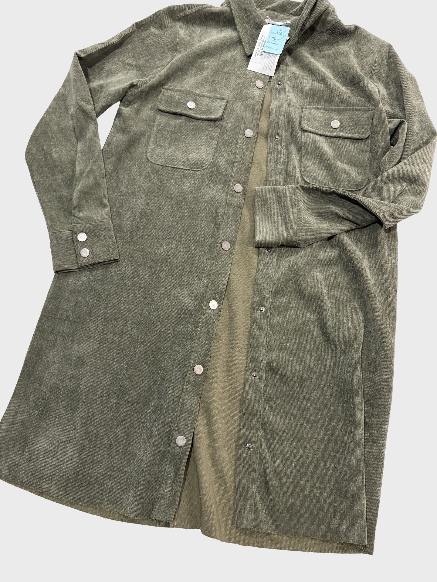 Women’s small button up long top
