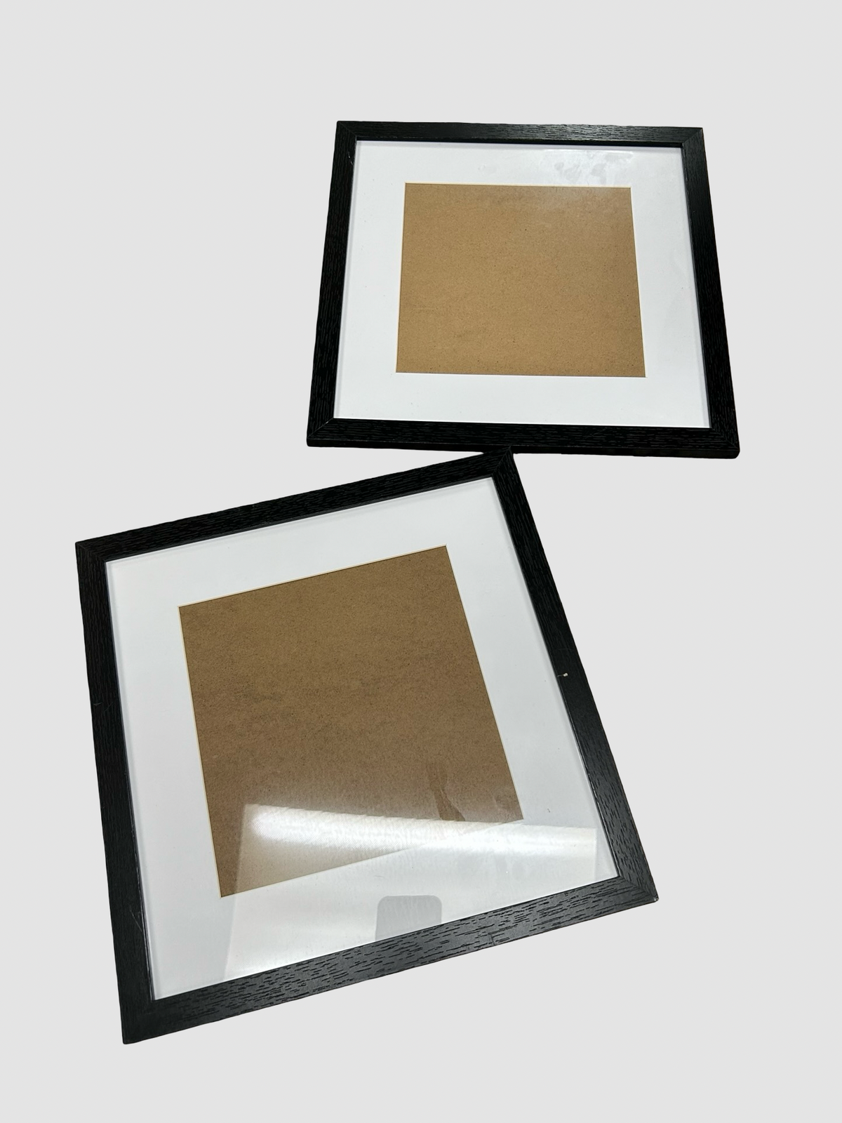 2 picture frames