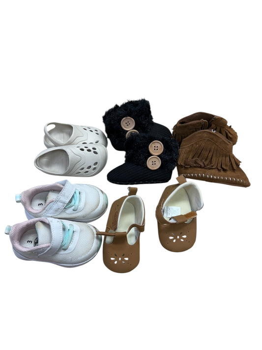 Girls infant shoe lot