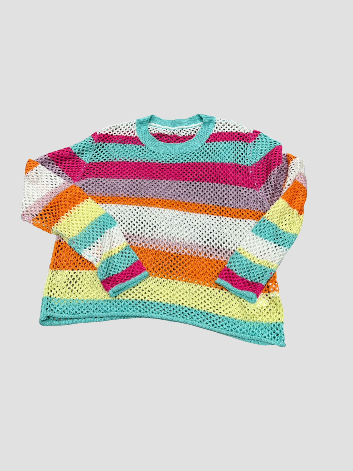 Women’s medium knitted sweater