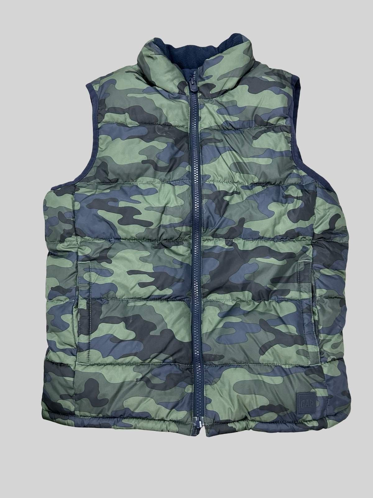Boys gap vest size medium