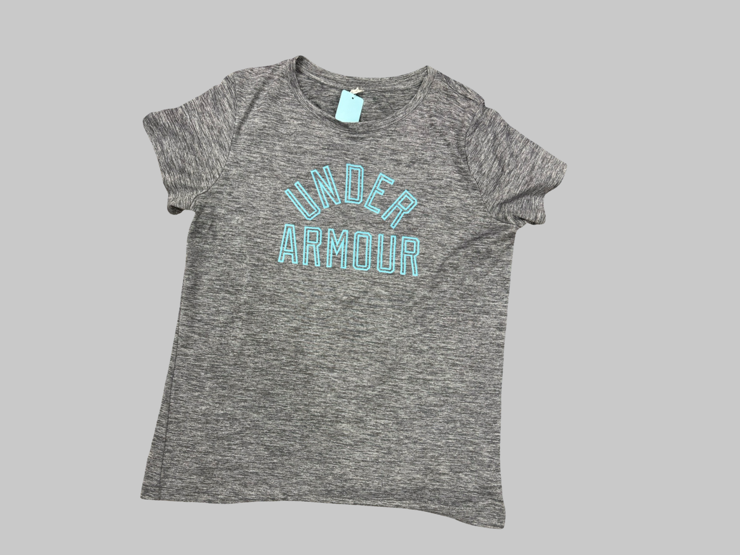 Women’s UA top size large