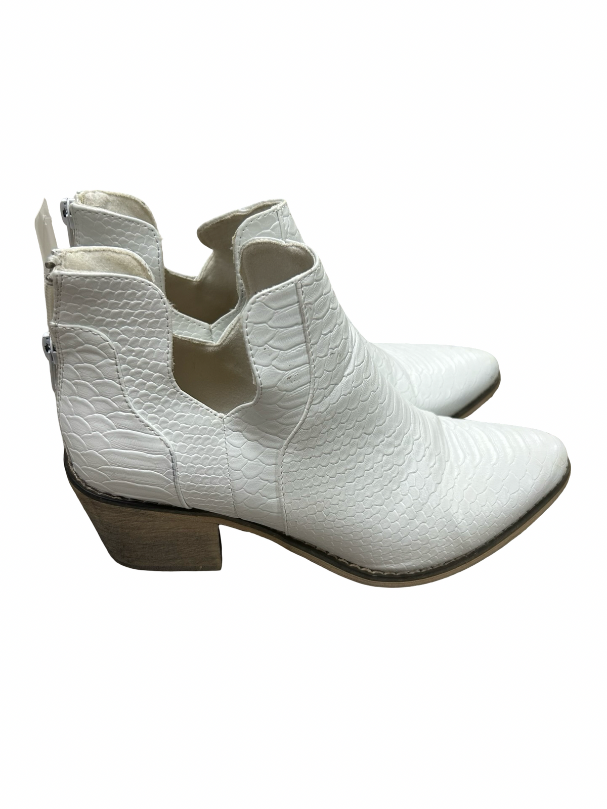 Women’s size 9