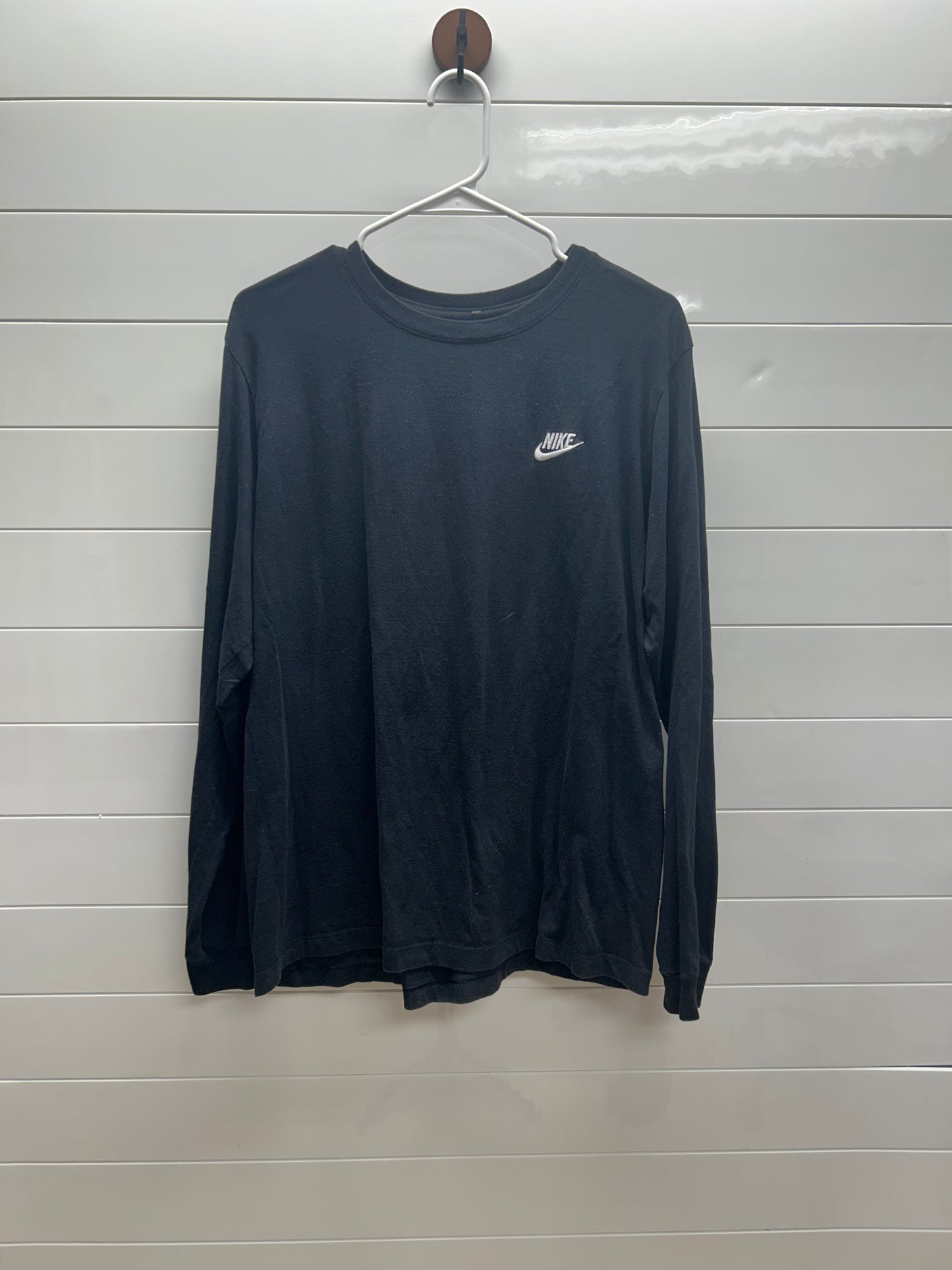 Men’s Nike large