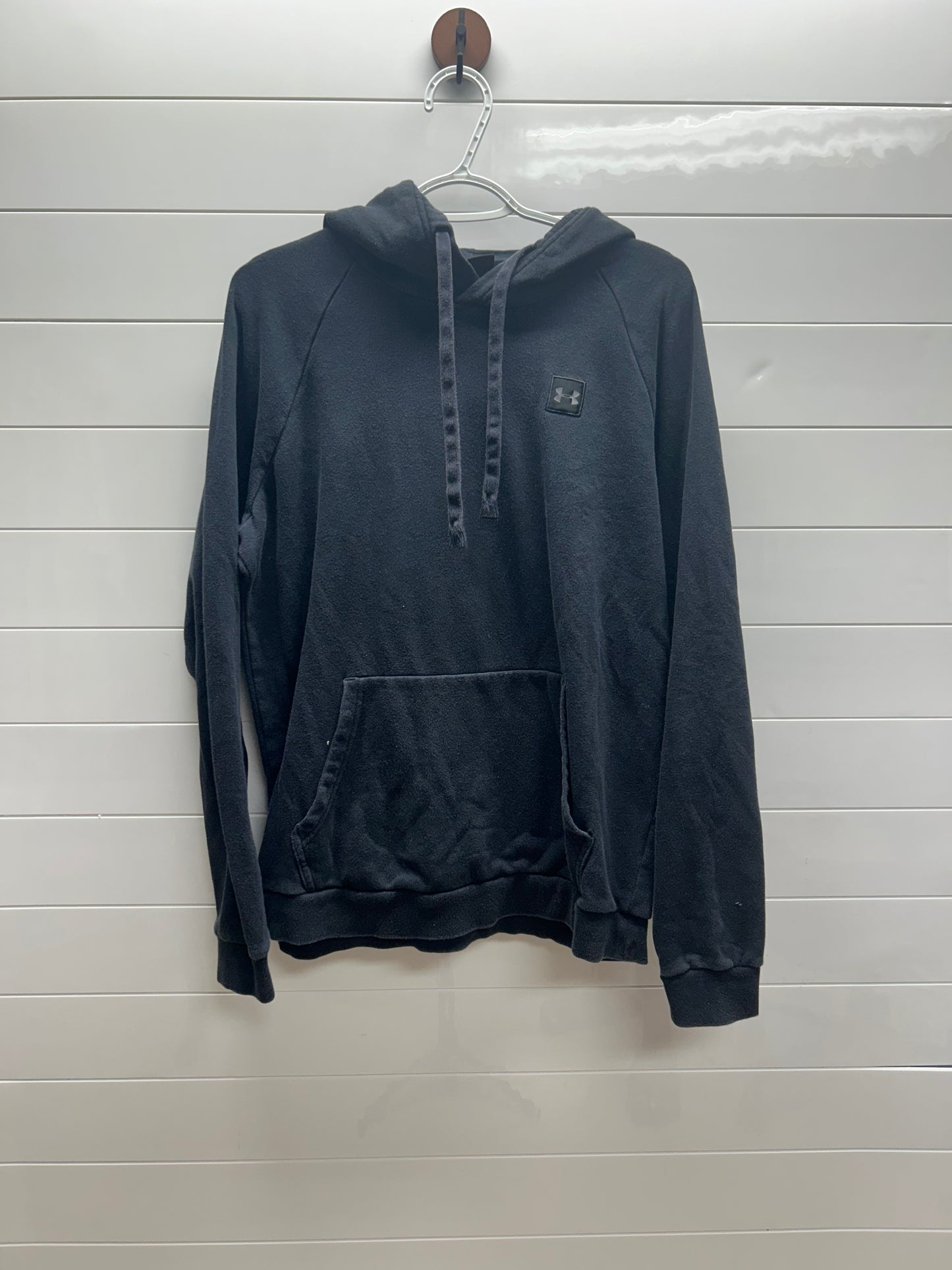 Men’s large UA
