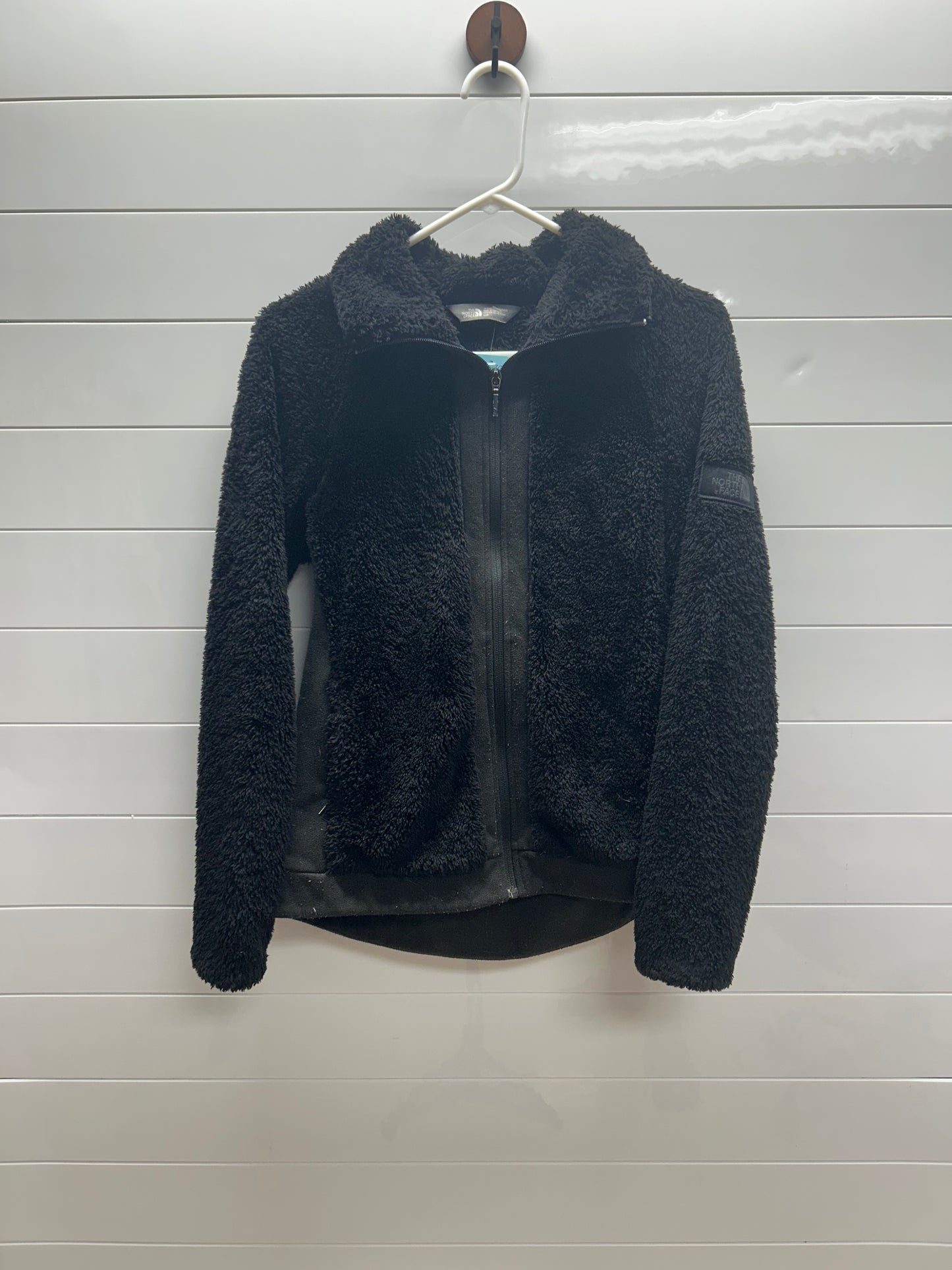 Woman’s small north face