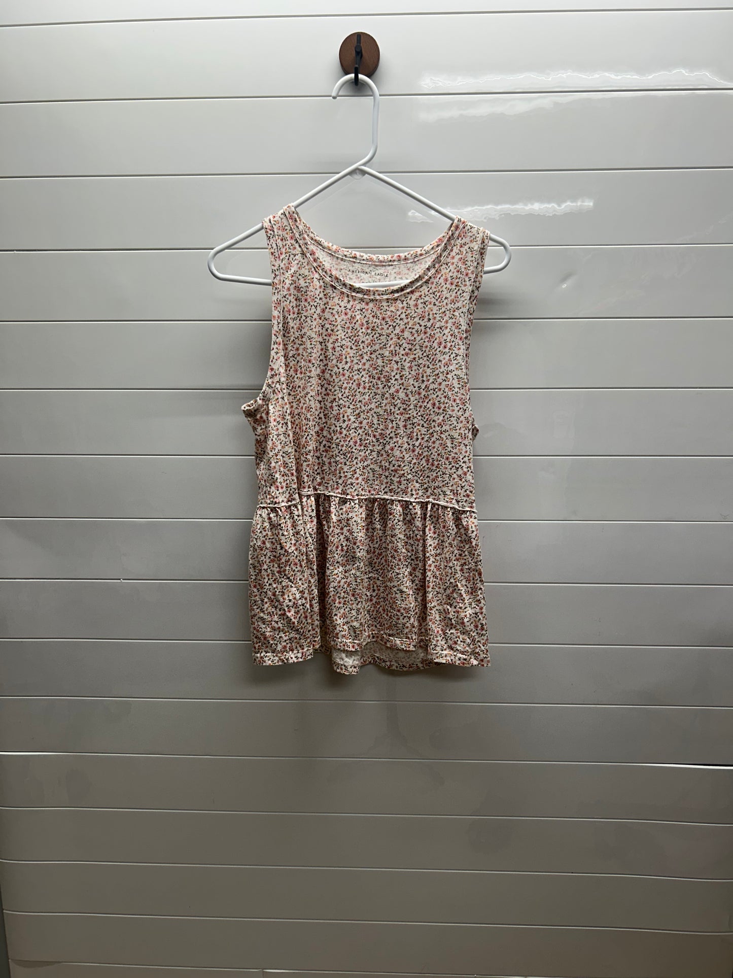 Woman’s medium American eagle