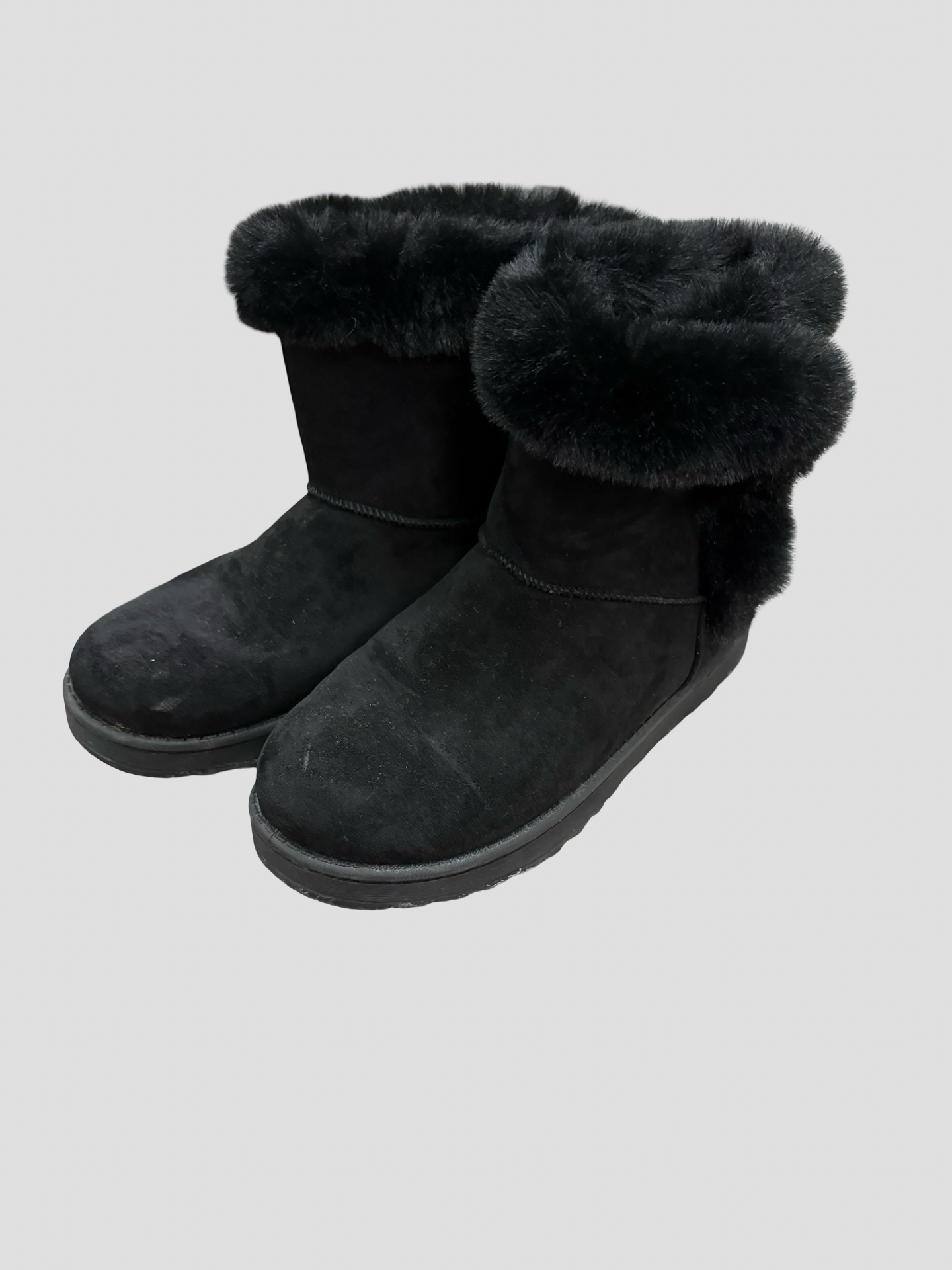 Women’s boots size 9