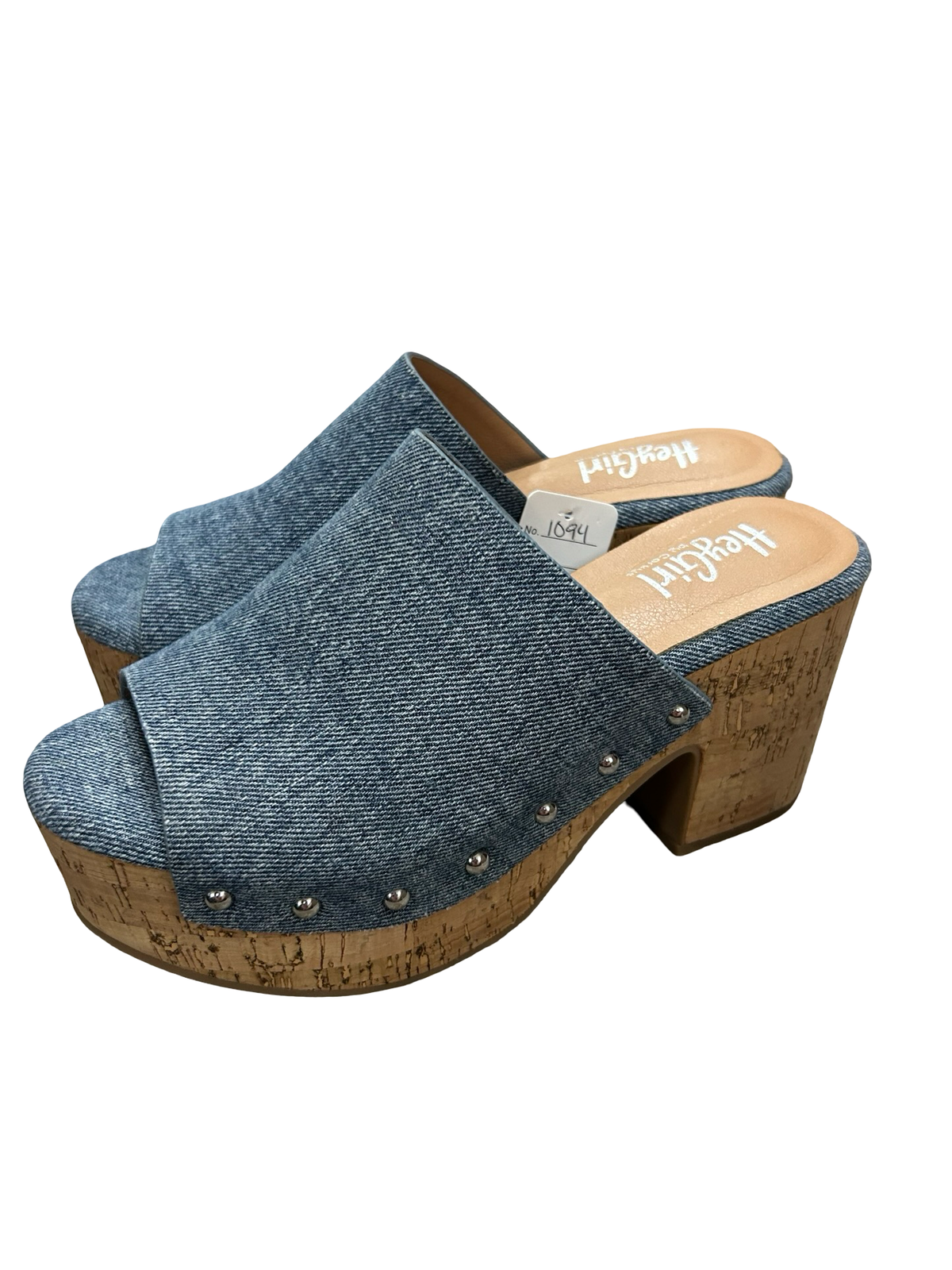 Woman’s size 8