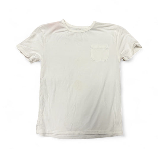 Size 6 little sleepies (small stain)