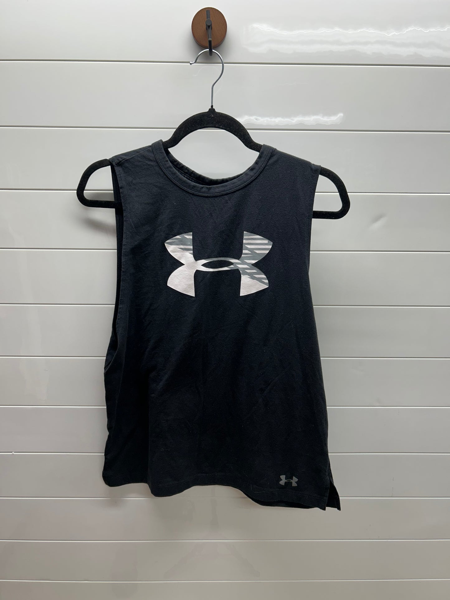 Woman’s medium UA
