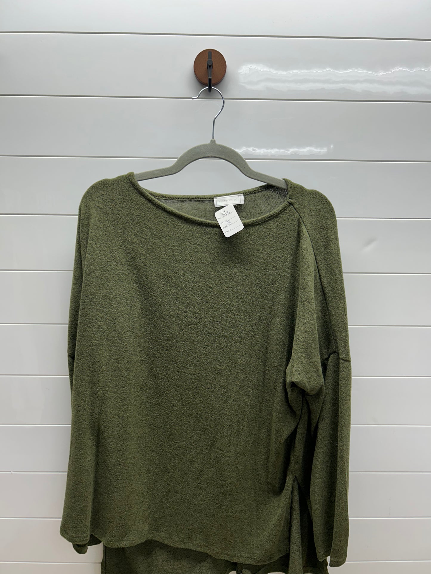 Woman’s small
