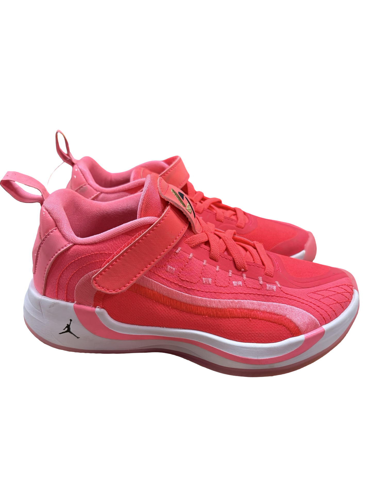 Girls basketball shoes 1Y only worn inside