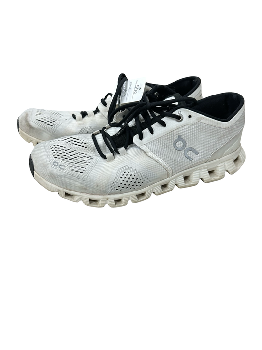 Woman’s OnCloud 10.5