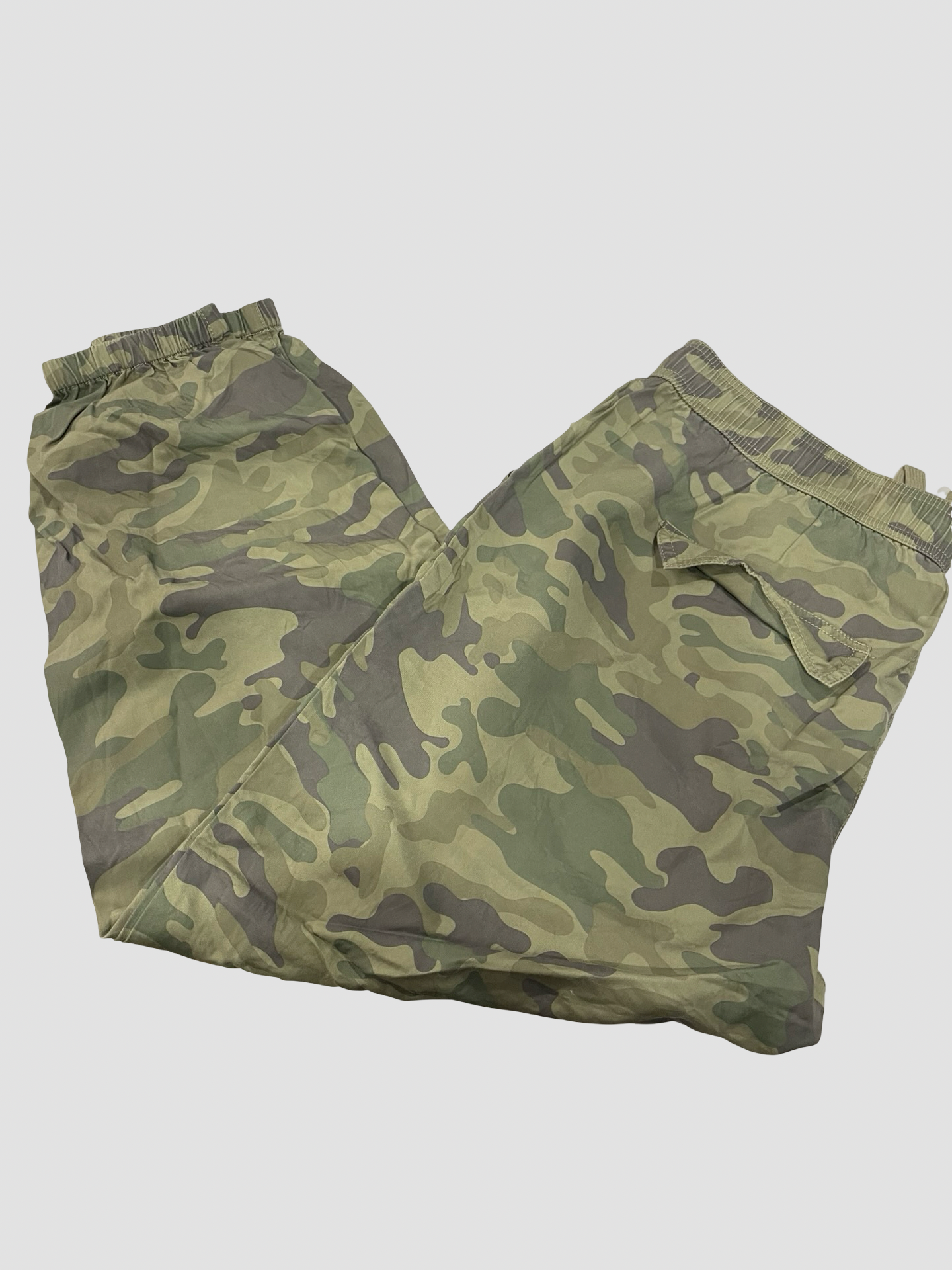 Women’s XL camo joggers