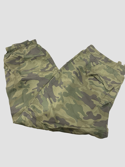 Women’s XL camo joggers