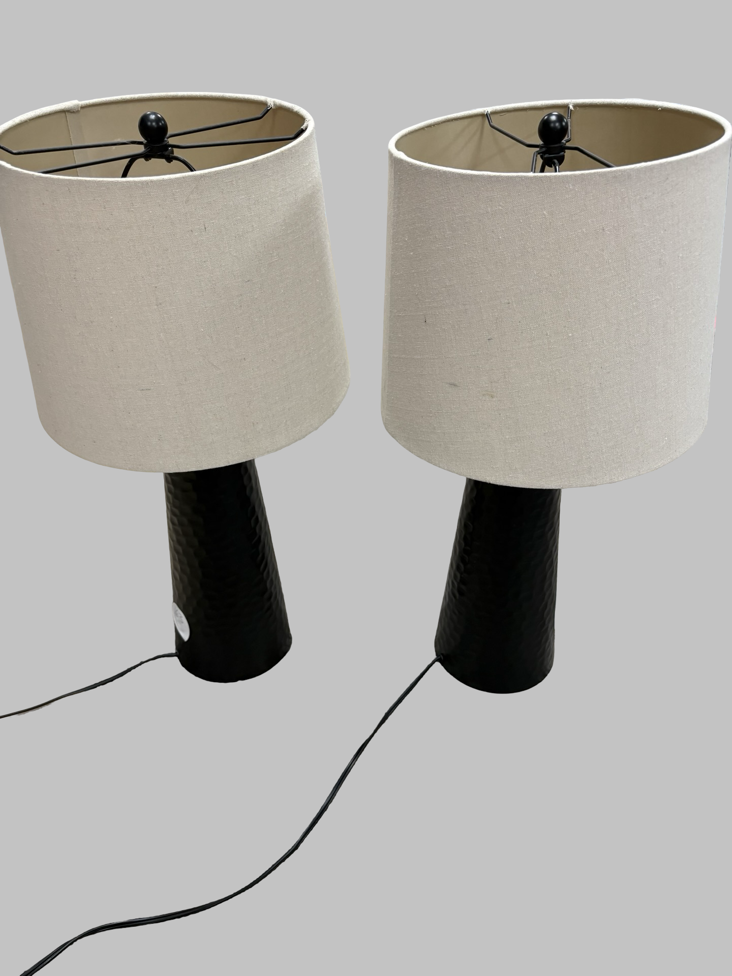 2 bigger lamps