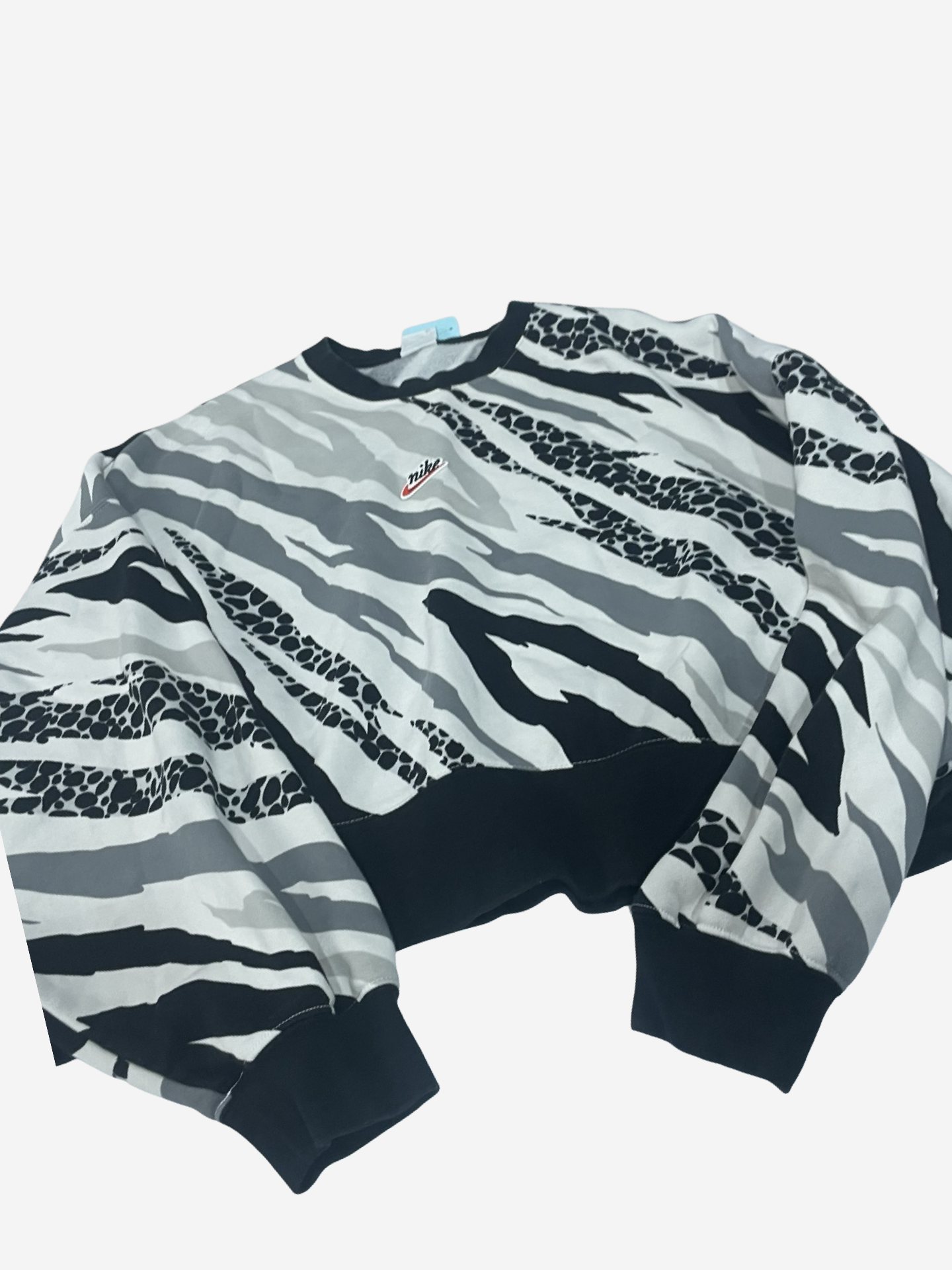 Women’s Nike cropped sweatshirt