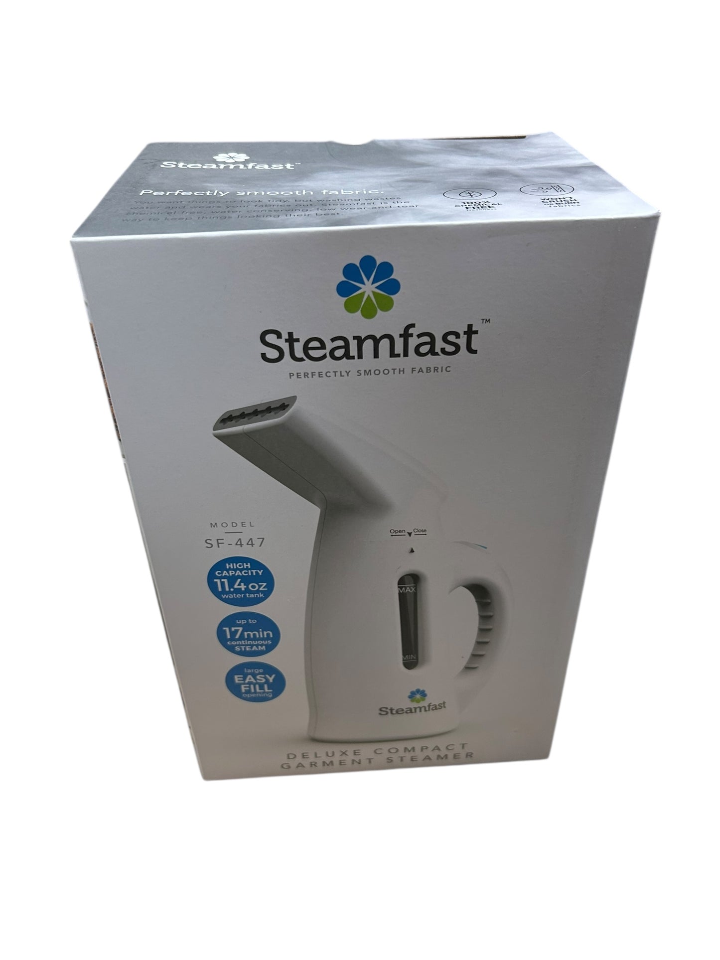 Clothing steamer
