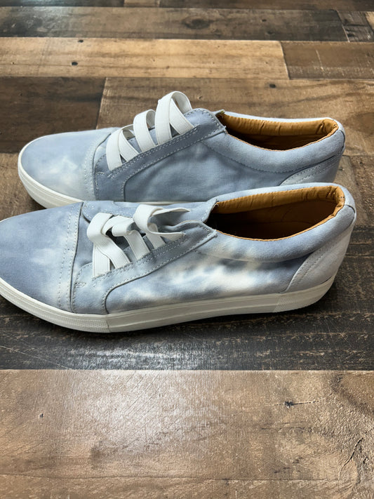 Womens 11 shoes