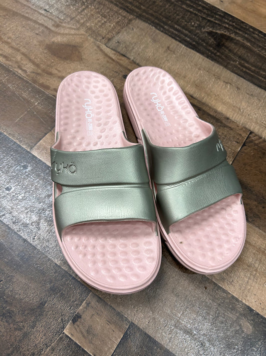 Womens 11 Ryka Shoes