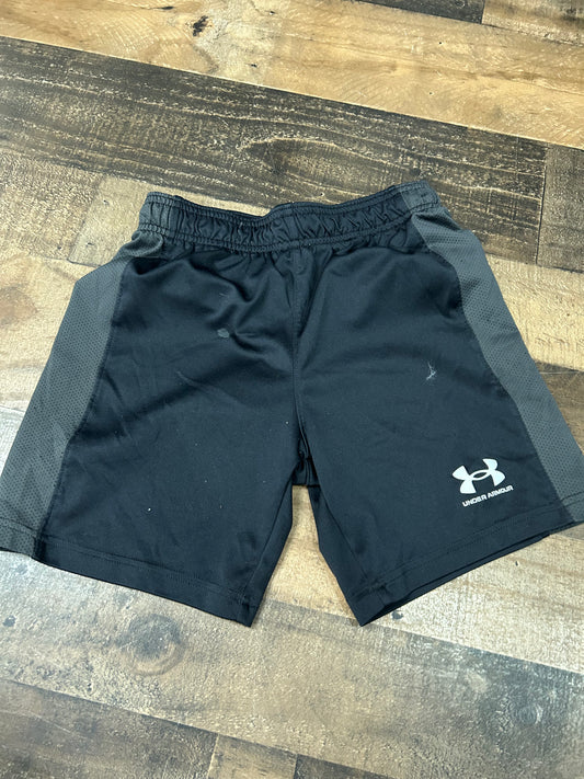 Boys ym ua shorts(worn condition)