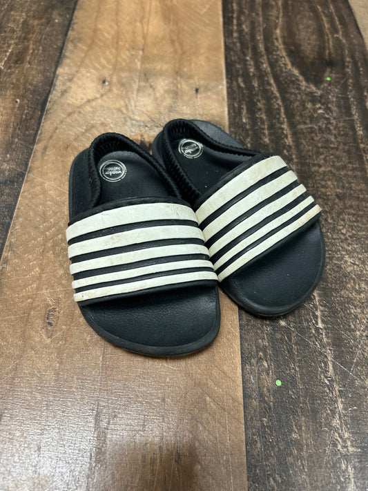Girls 5/6 shoes