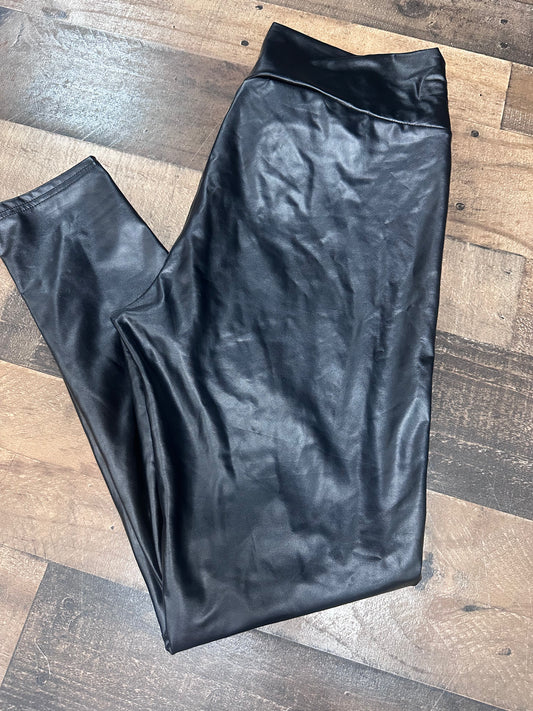 Women’s xl faux leather leggings
