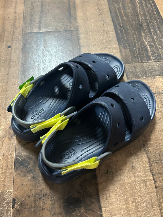 Kids 5y croc sandals
