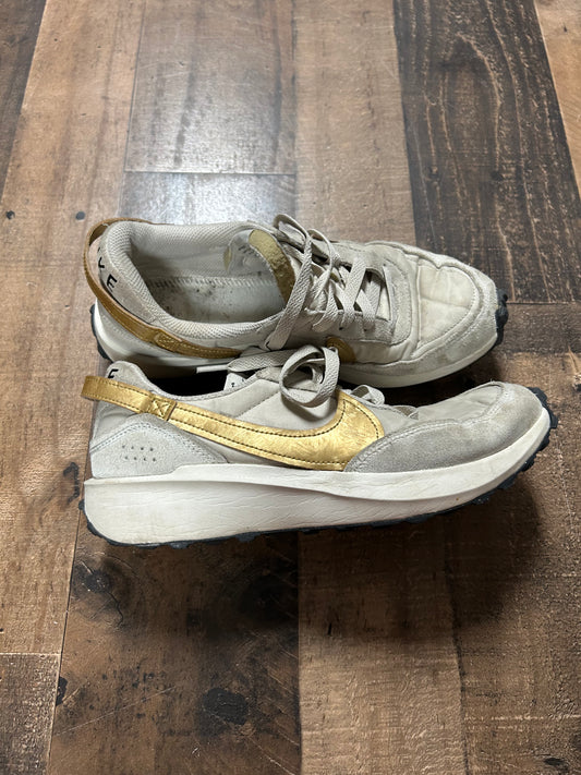 Womens 9 nikes-no insoles