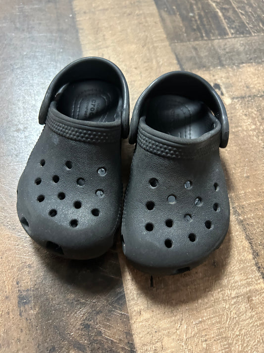6c crocs