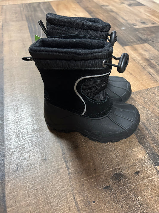Boys 7c boots