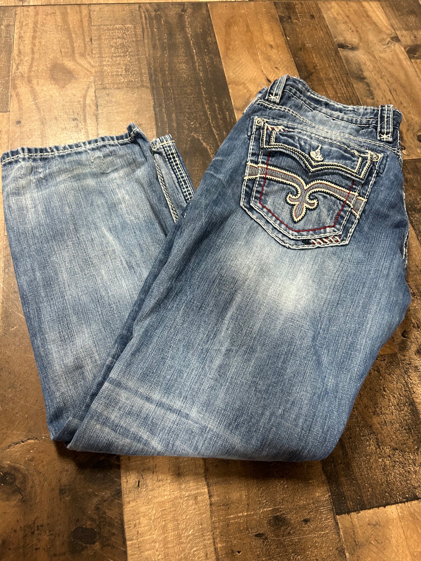 Mens 40 Rock Revival jeans