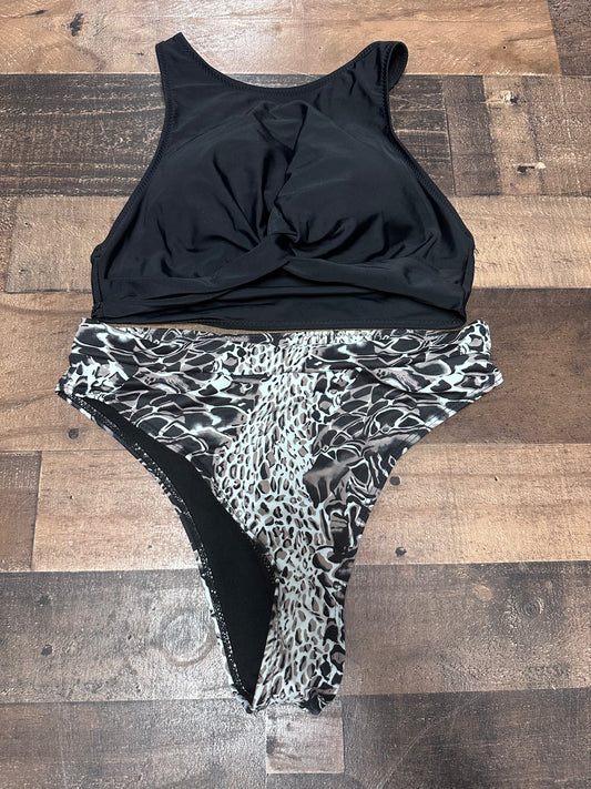 Women’s medium swimsuit