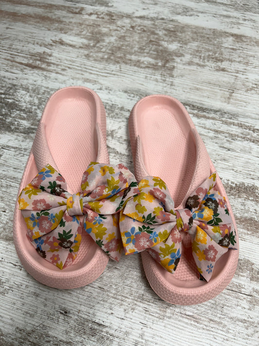 Womens 10/11 sandals