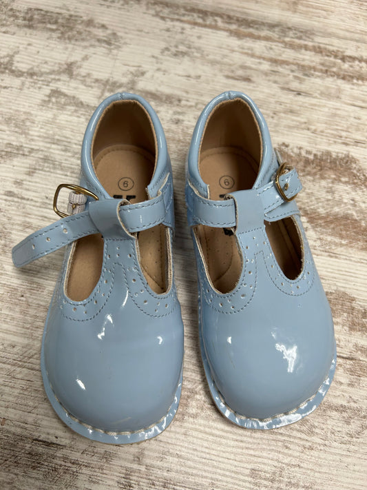 Girls shoes -size 7 and 9 available