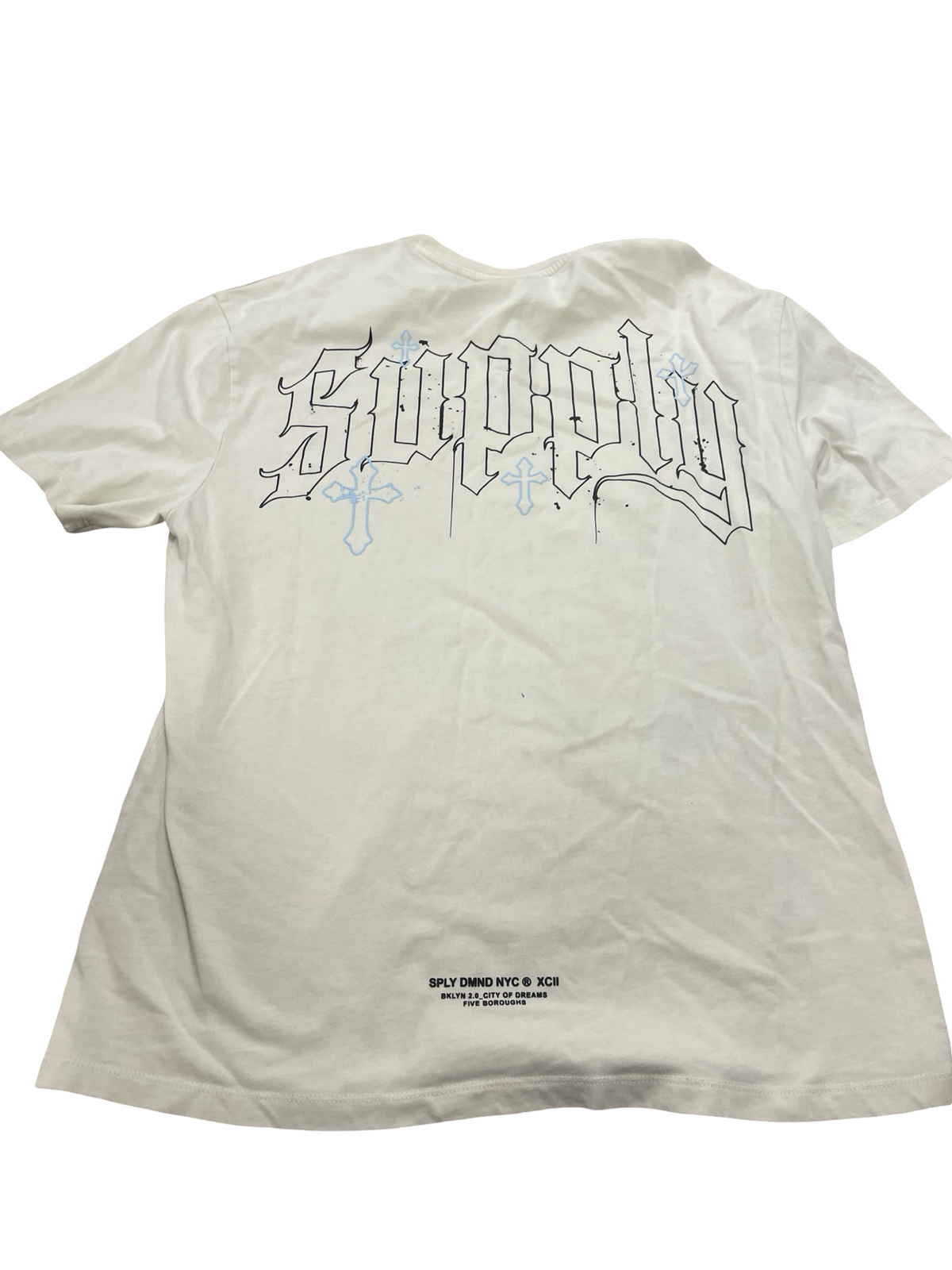 Men’s medium tee