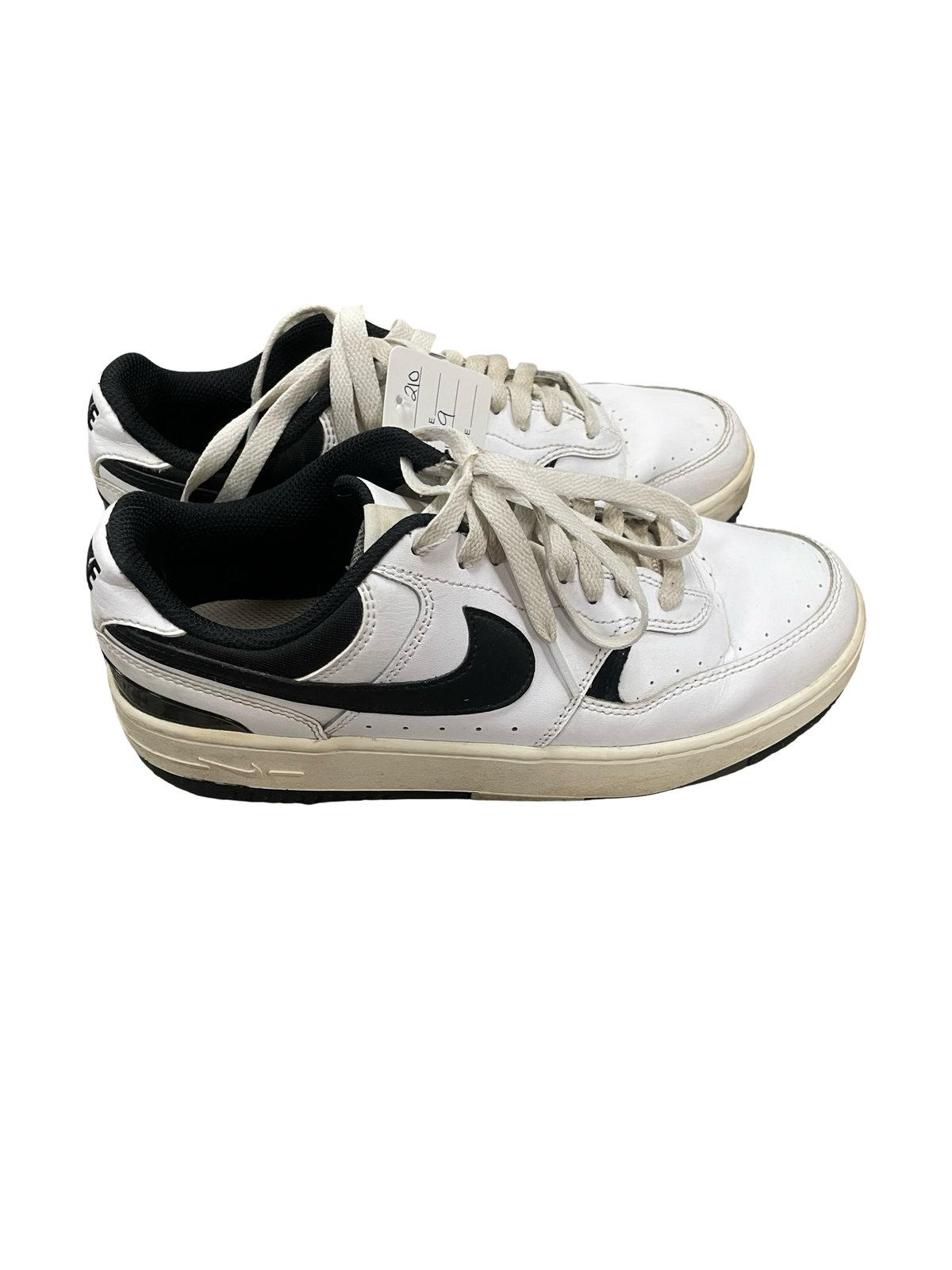 Women’s 9 Nikes